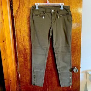 Michael Kors pants! Size6! Brown! NWOT! 16”waist! 29”inseam! Super nice!
